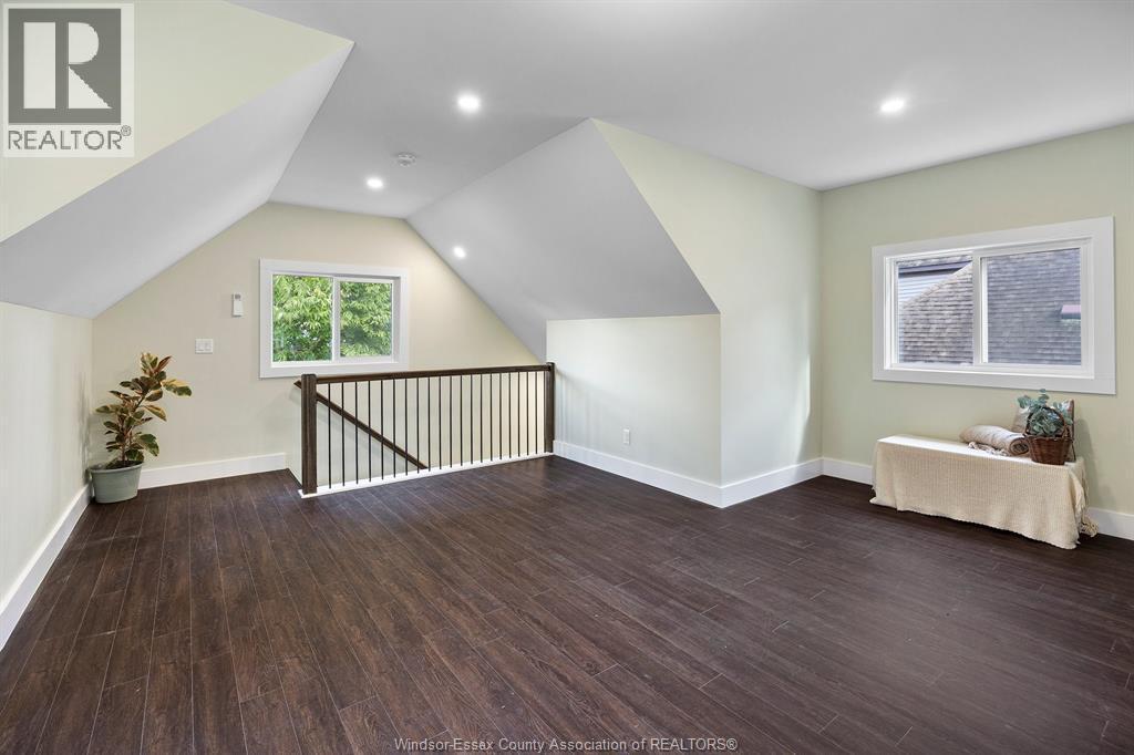 112 Windsor Avenue, Colchester, ON - Indoor Photo Showing Other Room