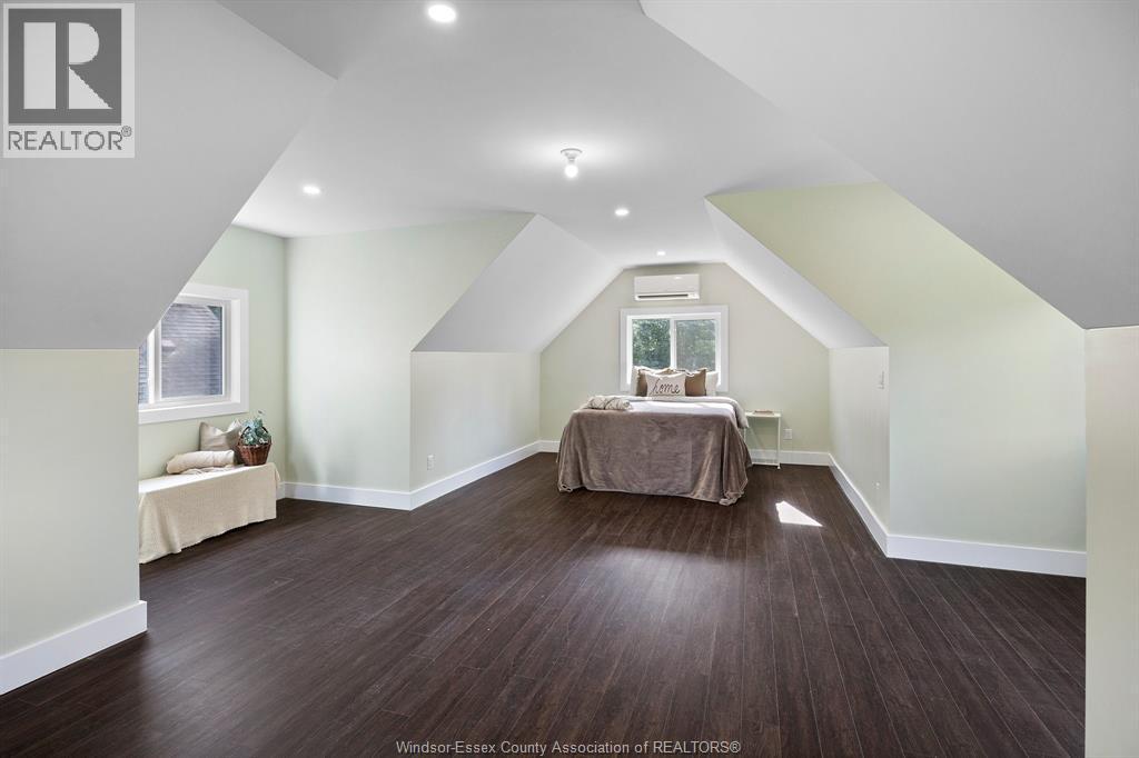 112 Windsor Avenue, Colchester, ON - Indoor Photo Showing Other Room