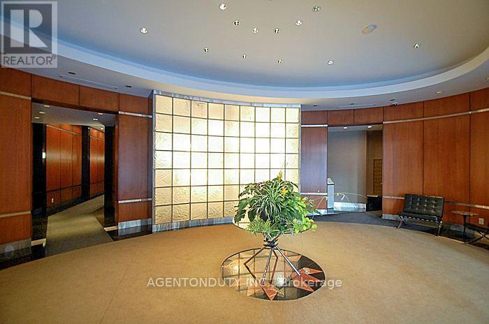 1804 - 1121 Bay Street, Toronto, ON - Indoor Photo Showing Other Room