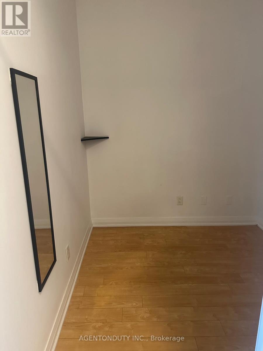 1804 - 1121 Bay Street, Toronto, ON - Indoor Photo Showing Other Room