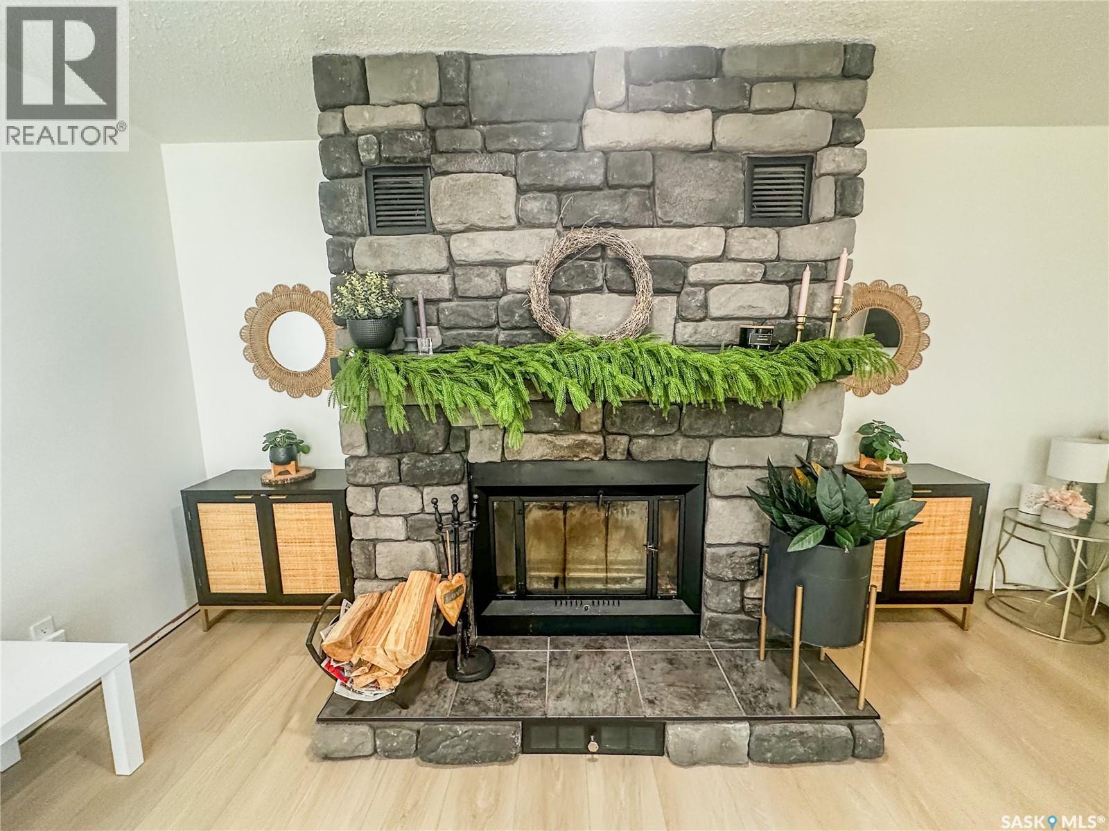 Langenburg Churchbridge Acreage, Langenburg Rm No. 181, SK - Indoor Photo Showing Living Room With Fireplace