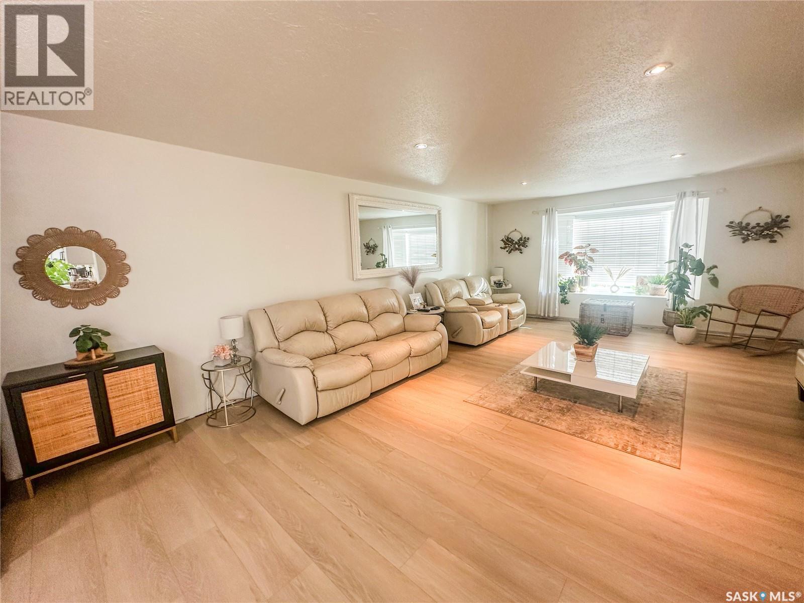 Langenburg Churchbridge Acreage, Langenburg Rm No. 181, SK - Indoor Photo Showing Living Room