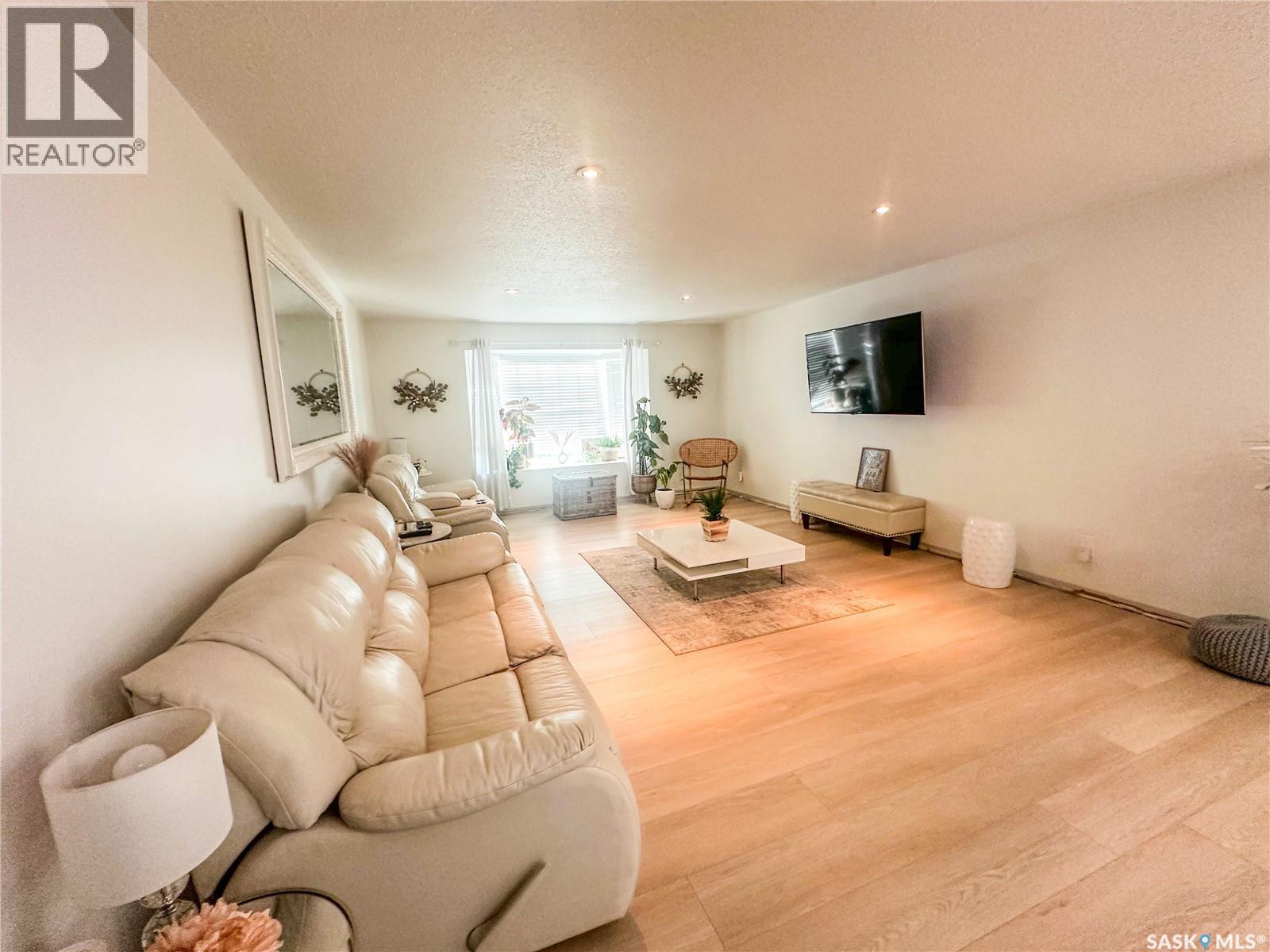 Langenburg Churchbridge Acreage, Langenburg Rm No. 181, SK - Indoor Photo Showing Living Room