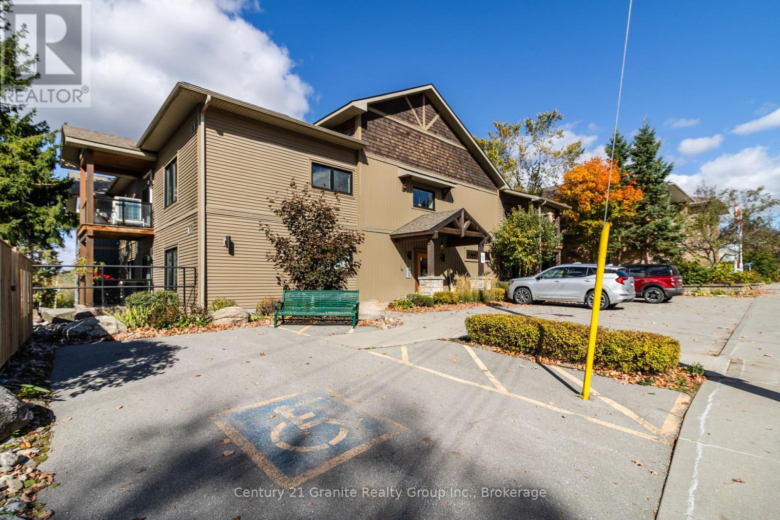 101 - 9 Newcastle Street, Minden Hills (Minden), ON - Outdoor