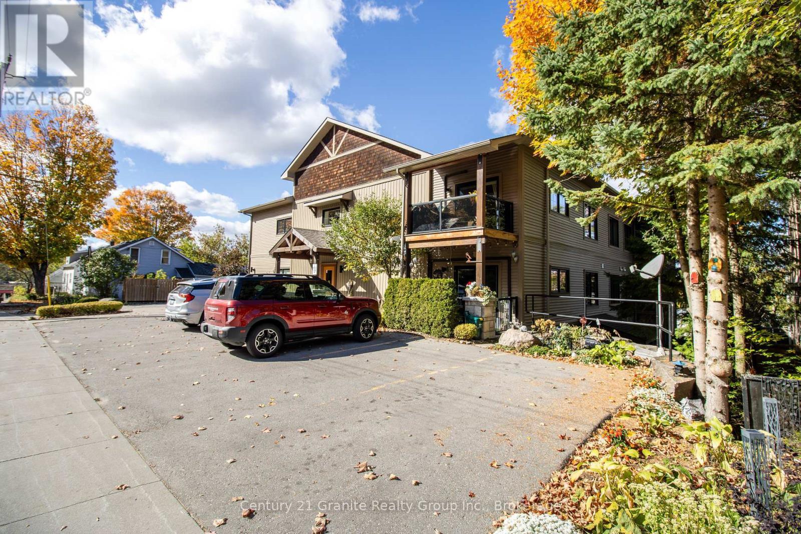 101 - 9 Newcastle Street, Minden Hills (Minden), ON - Outdoor