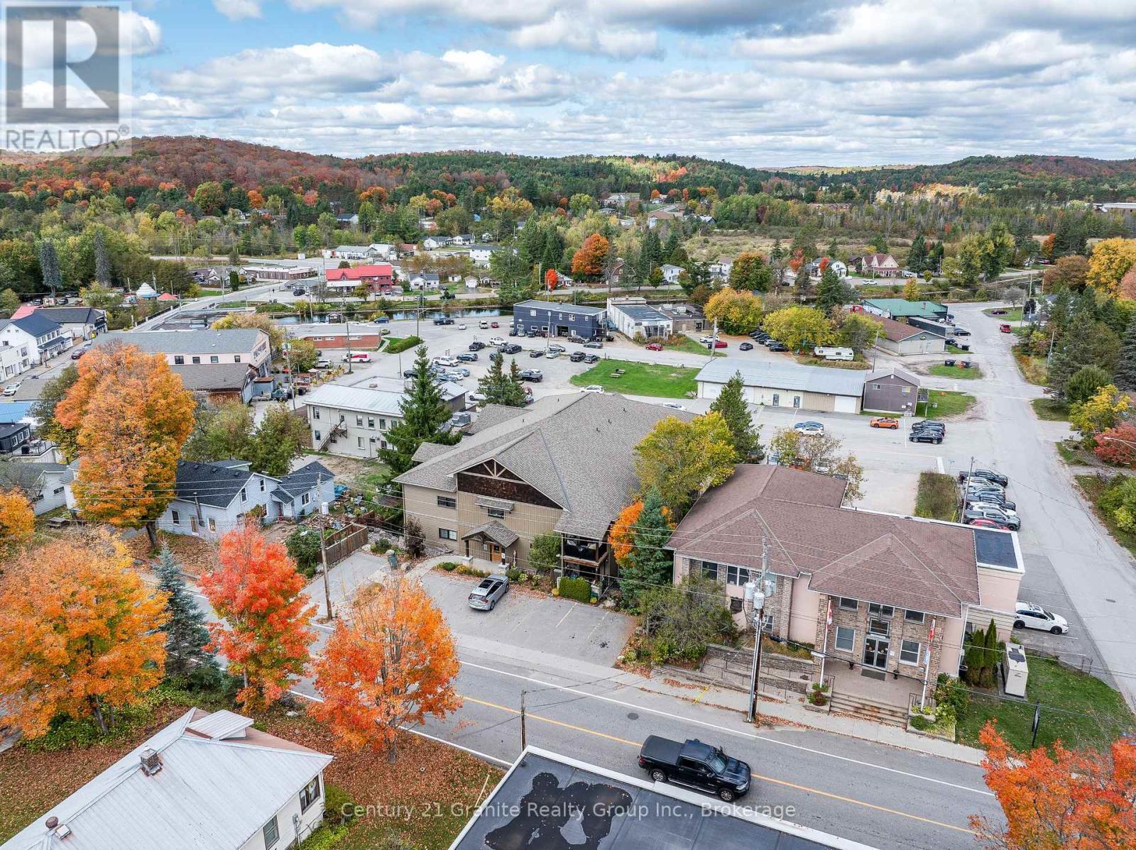 101 - 9 Newcastle Street, Minden Hills (Minden), ON - Outdoor With View