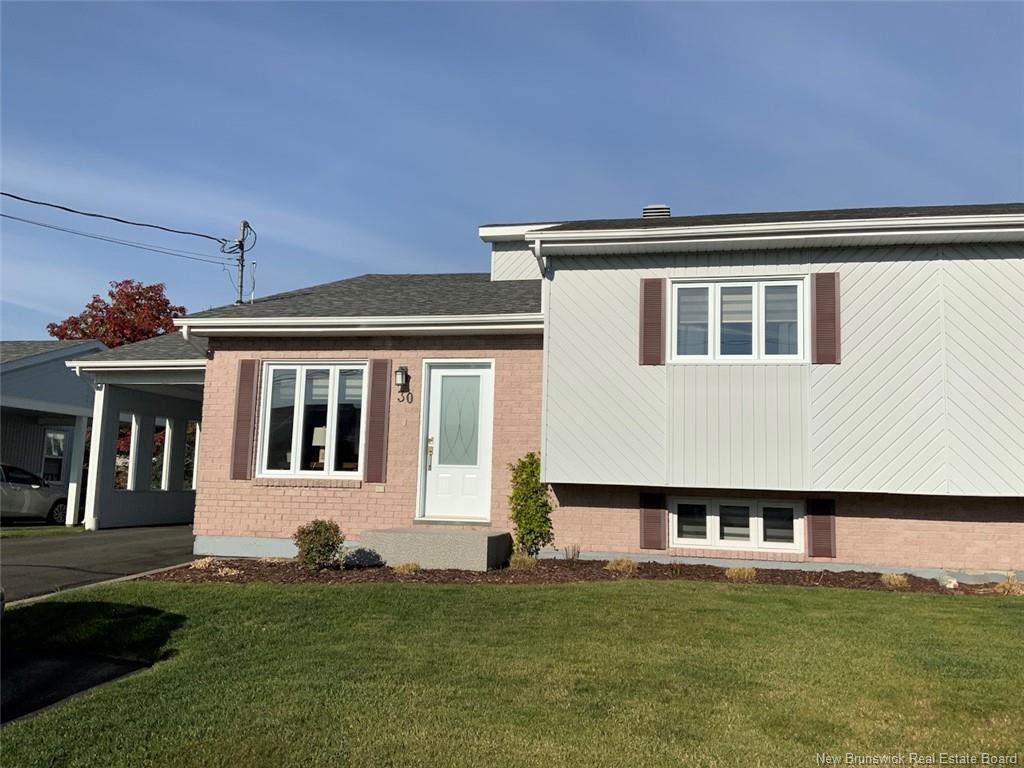 30 Dr. Gaudreau Ave, Edmundston, NB