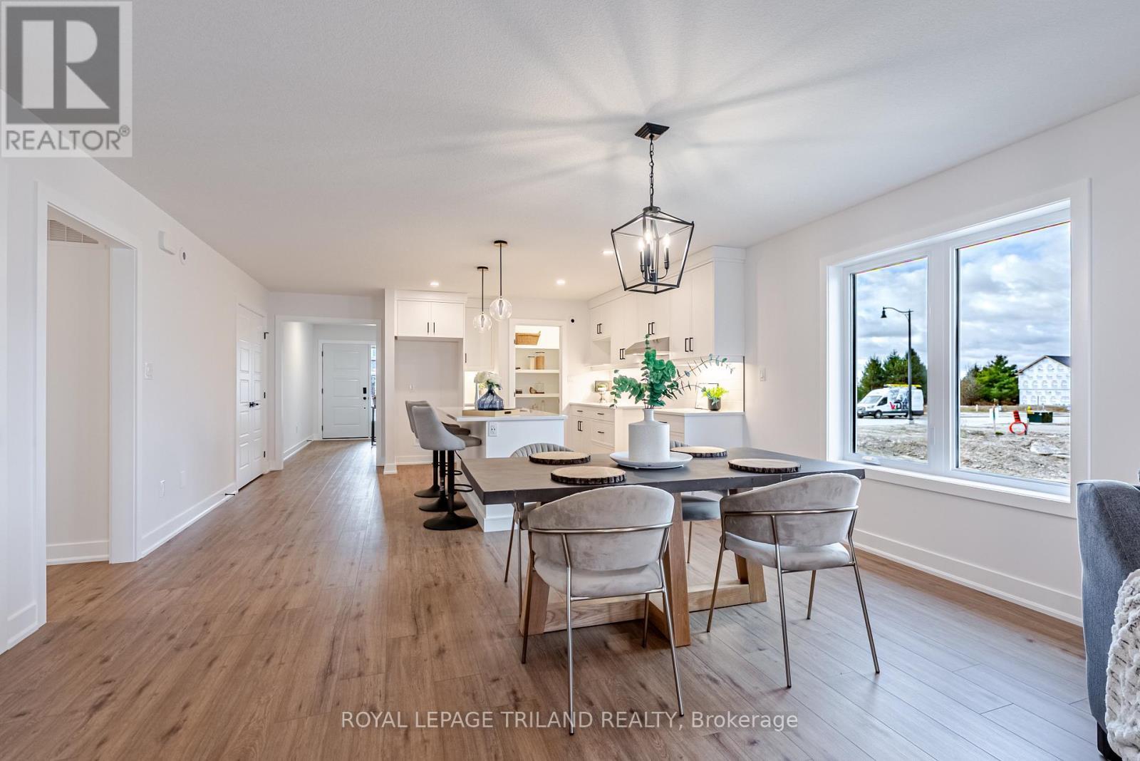 134 Styles Drive, St. Thomas, ON - Indoor Photo Showing Dining Room