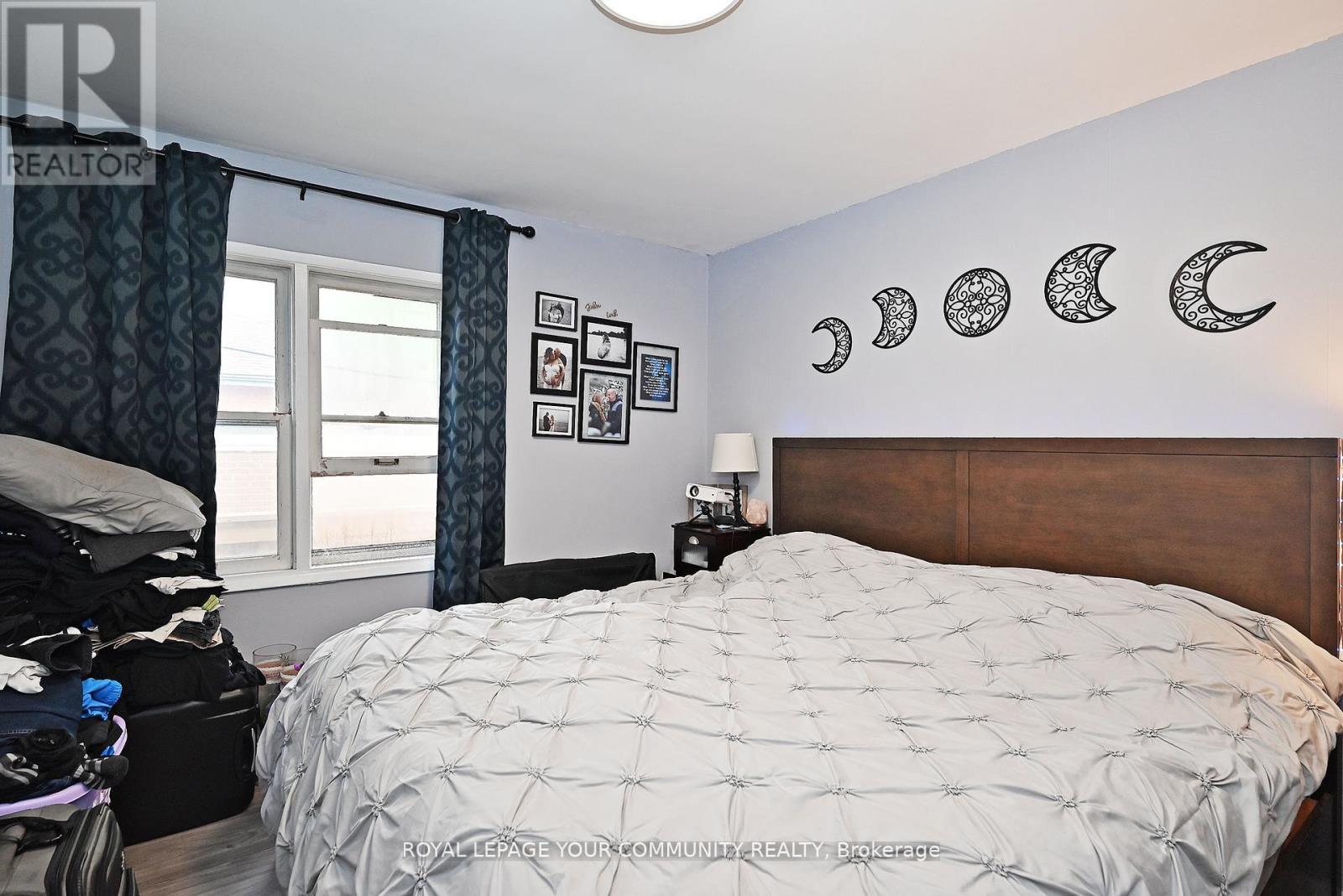 39 Penworth Road, Toronto, ON - Indoor Photo Showing Bedroom