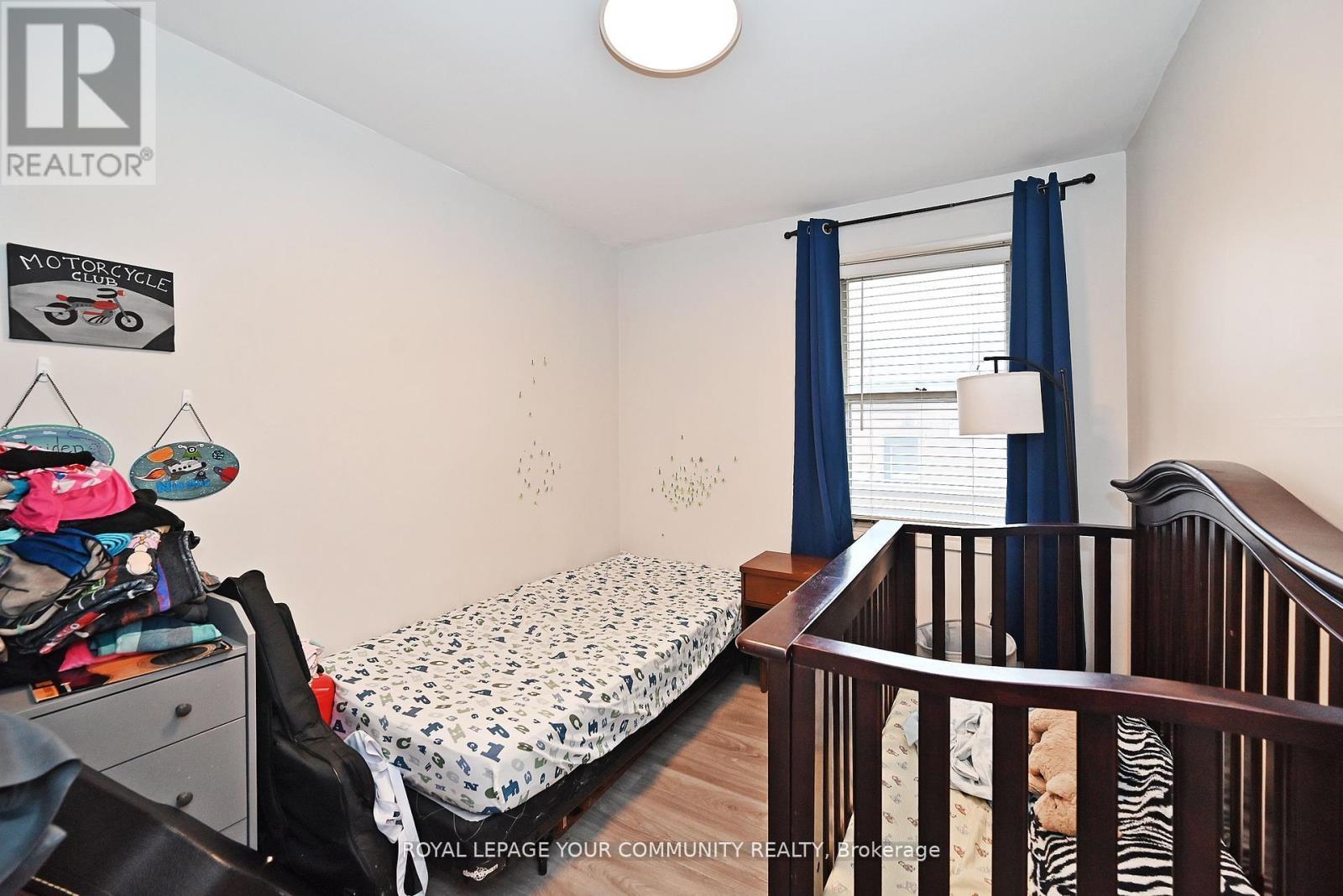 39 Penworth Road, Toronto, ON - Indoor Photo Showing Bedroom
