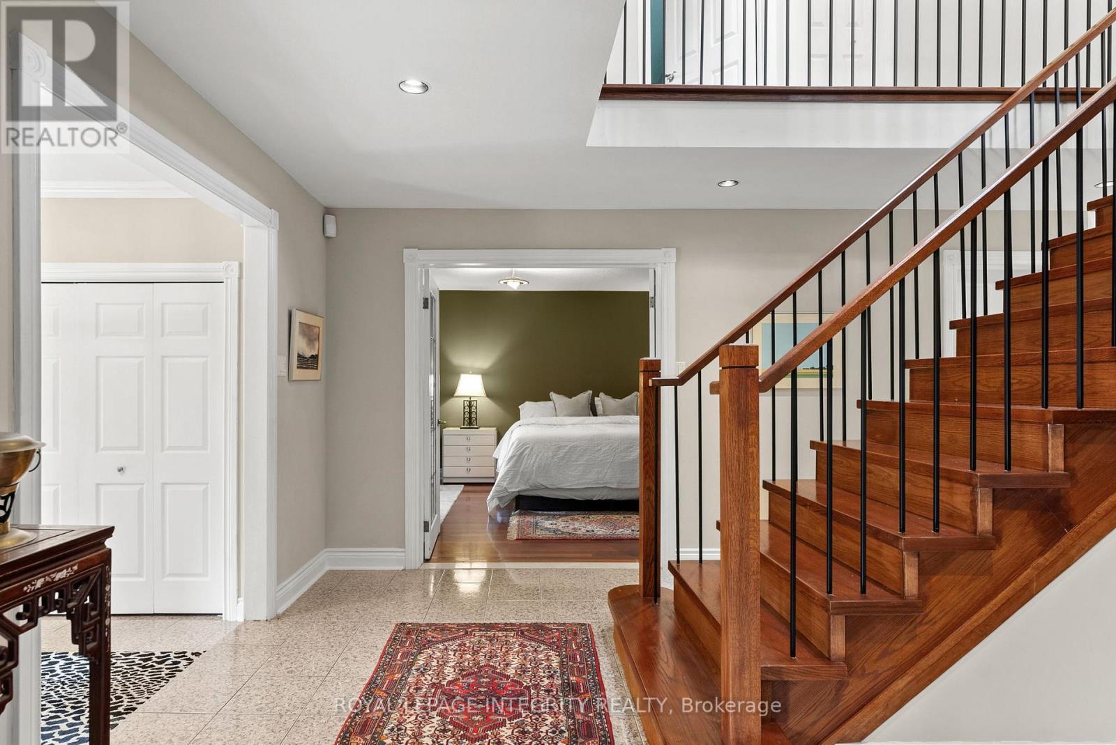 Grand Foyer Hallway - 6 Marchbrook Circle, Ottawa, ON - Indoor Photo Showing Other Room