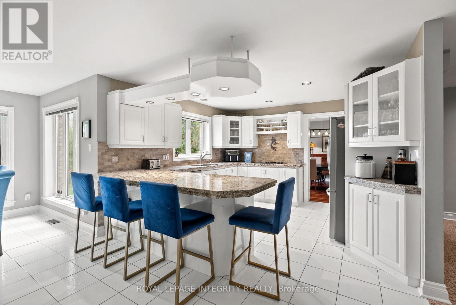 Granite Countertops & Travertine Backsplash 2011 - 6 Marchbrook Circle, Ottawa, ON - Indoor