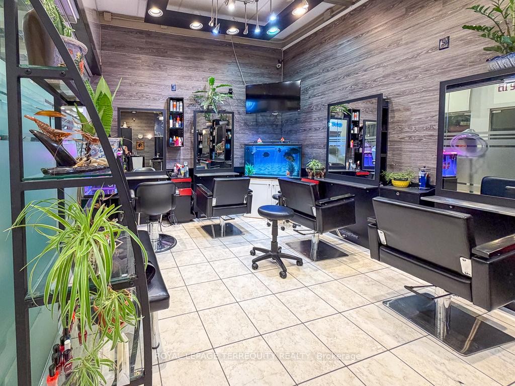 1A1To1A3-4675 Steeles Avenue E, Toronto, ON