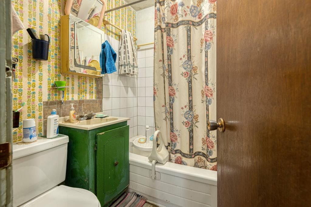 Salle de bains - 479 - 485 Rue Notre-Dame, Drummondville, QC - Indoor Photo Showing Bathroom