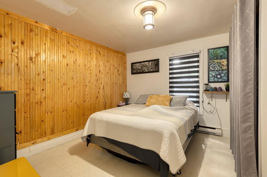 Chambre à coucher - 479 - 485 Rue Notre-Dame, Drummondville, QC - Indoor Photo Showing Bedroom