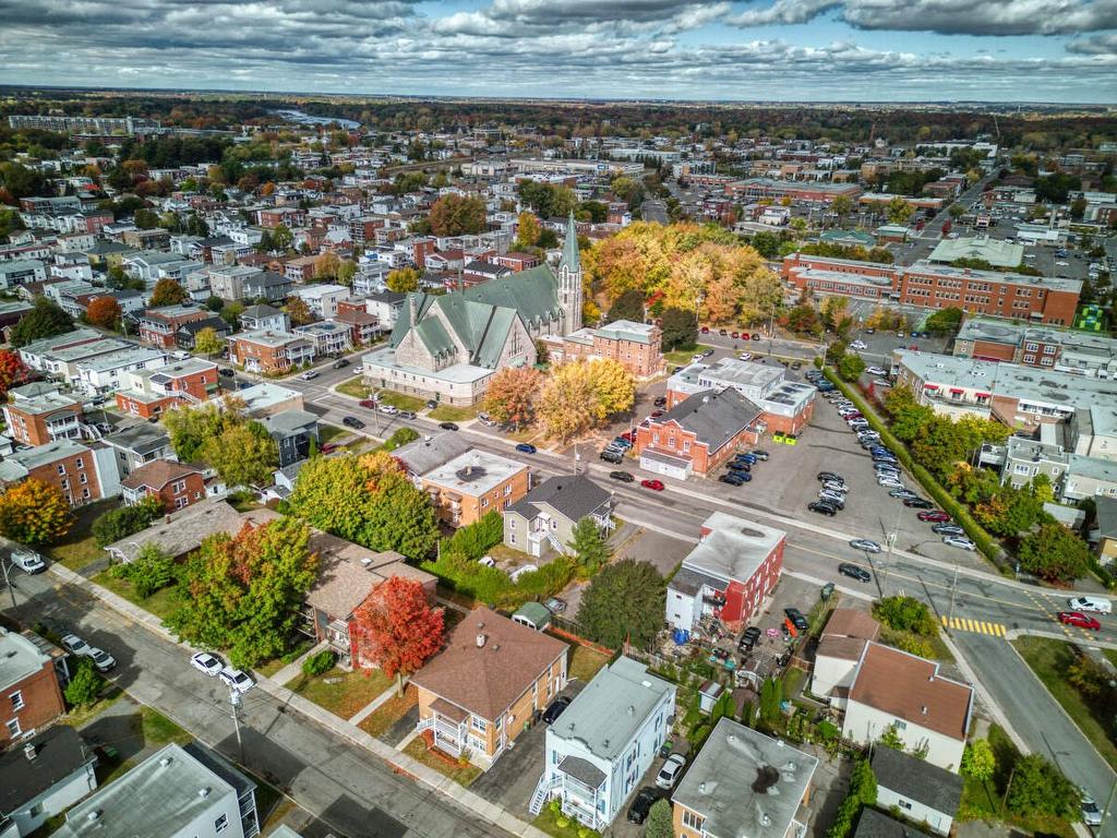 Photo aérienne - 479 - 485 Rue Notre-Dame, Drummondville, QC - Outdoor With View