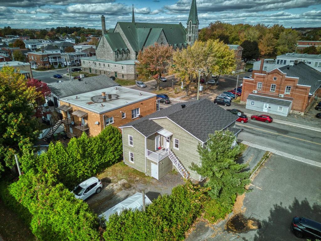 Photo aérienne - 479 - 485 Rue Notre-Dame, Drummondville, QC - Outdoor With View