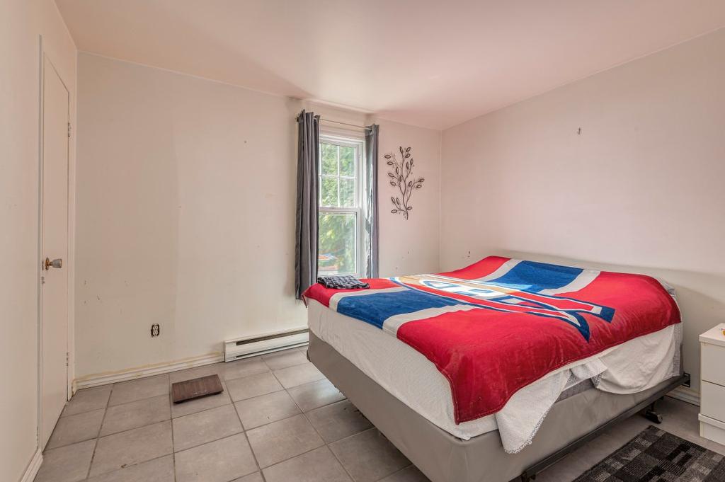 Chambre à coucher - 479 - 485 Rue Notre-Dame, Drummondville, QC - Indoor Photo Showing Bedroom