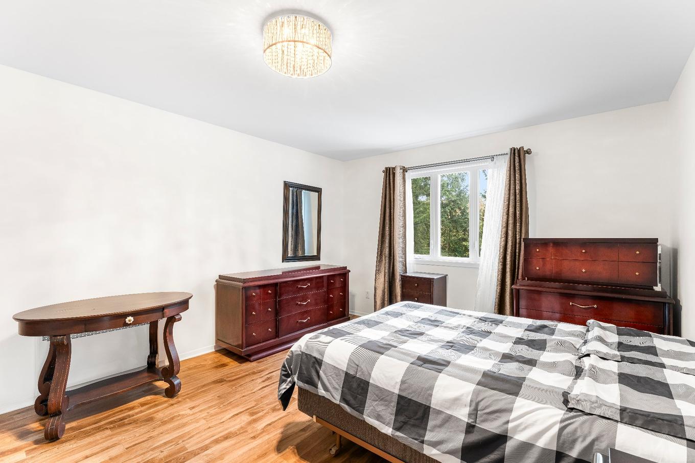 Chambre à coucher - 217 Rue Brodeur, Magog, QC - Indoor Photo Showing Bedroom