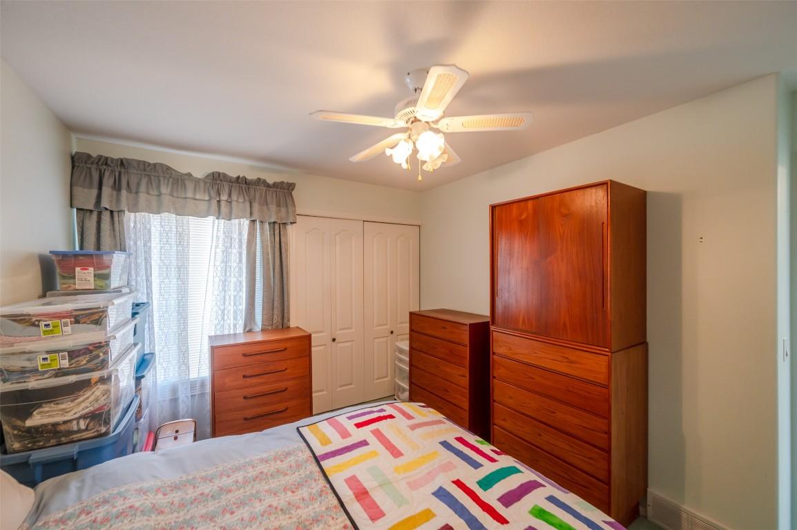 53-3333 South Main Street, Penticton, BC - Indoor Photo Showing Bedroom