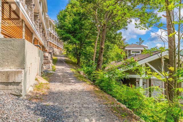 B#206 - 1869 Muskoka Road 118 Highway W, Muskoka Lakes (Monck (Muskoka Lakes)), ON - Outdoor