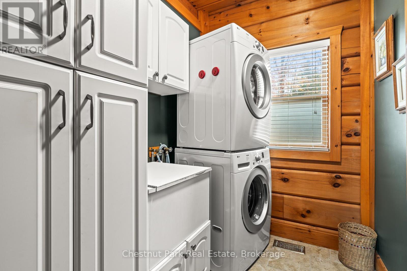 121 Poor Mans Road, Parry Sound Remote Area (Lount), ON - Indoor Photo Showing Laundry Room