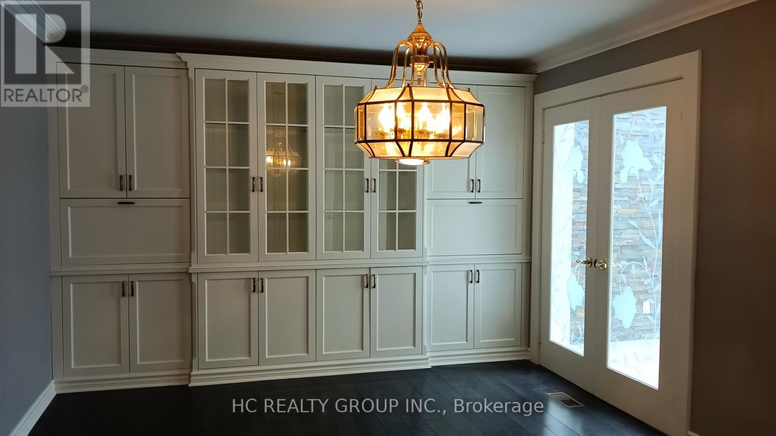 52 Chiltern Hill, Richmond Hill, ON - Indoor Photo Showing Other Room