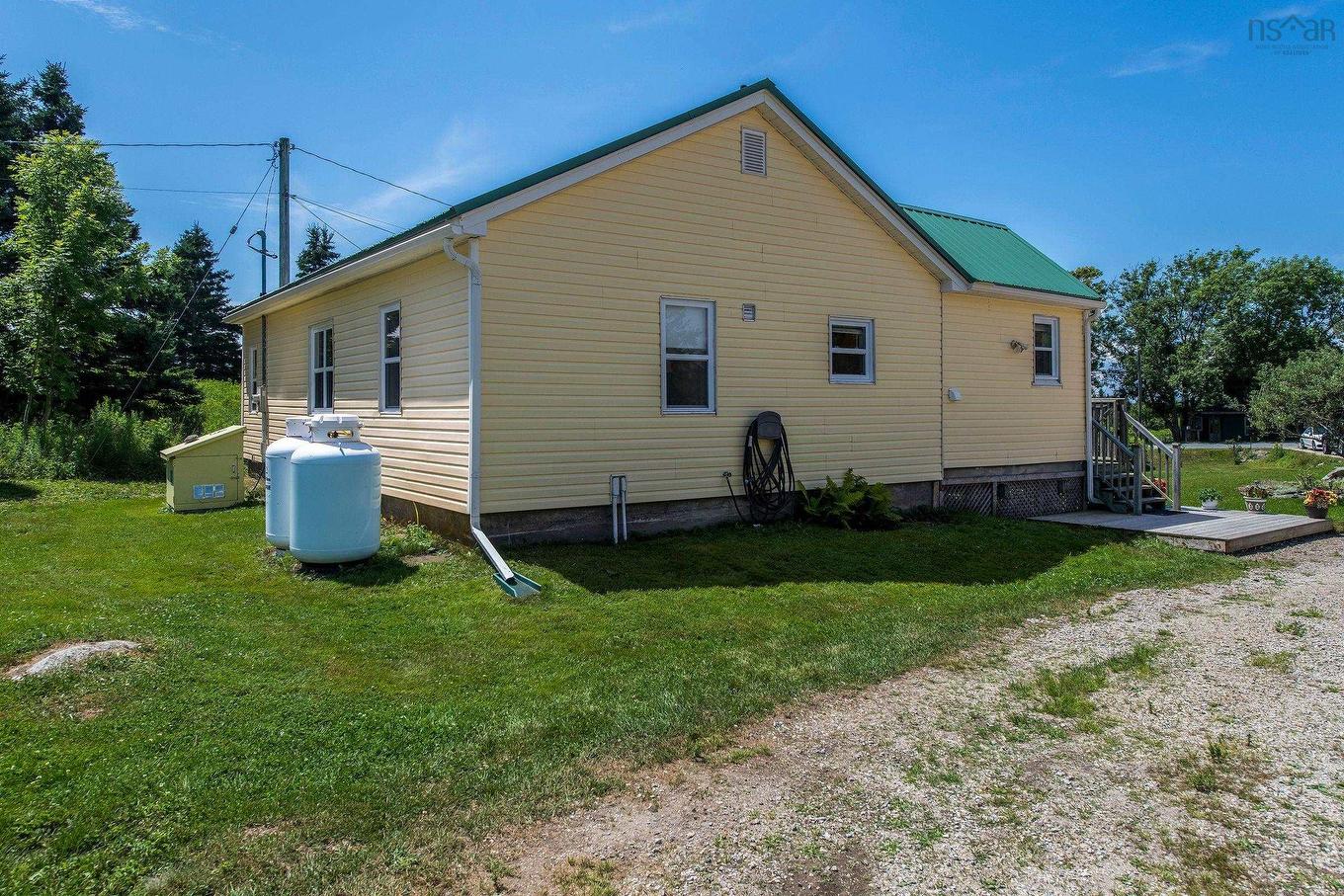 173 New Harbour Road, Blandford, NS