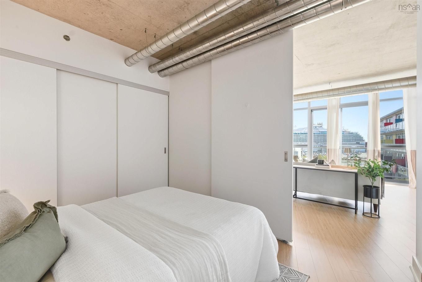 526 1065 Barrington Street, Halifax, NS