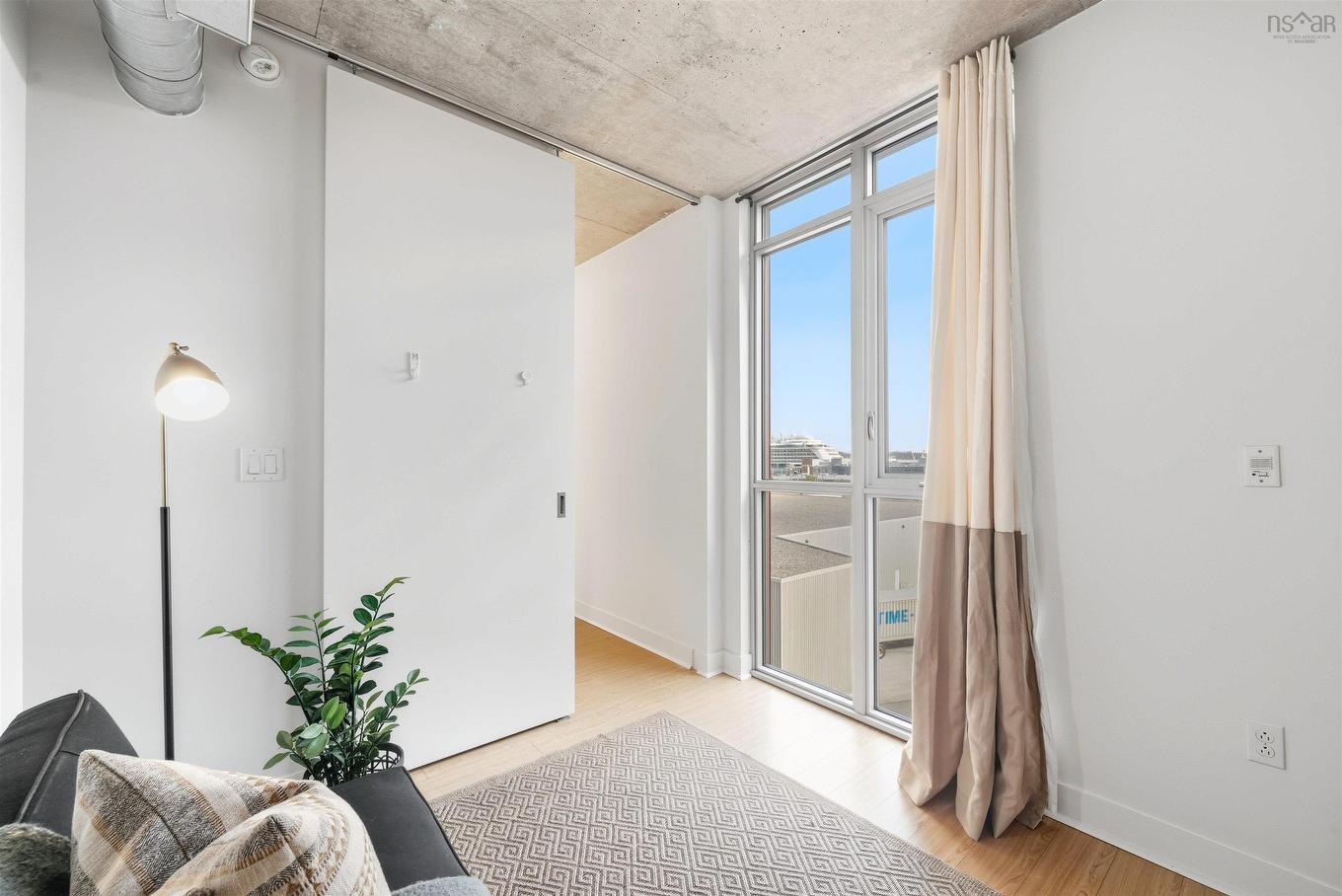 526 1065 Barrington Street, Halifax, NS