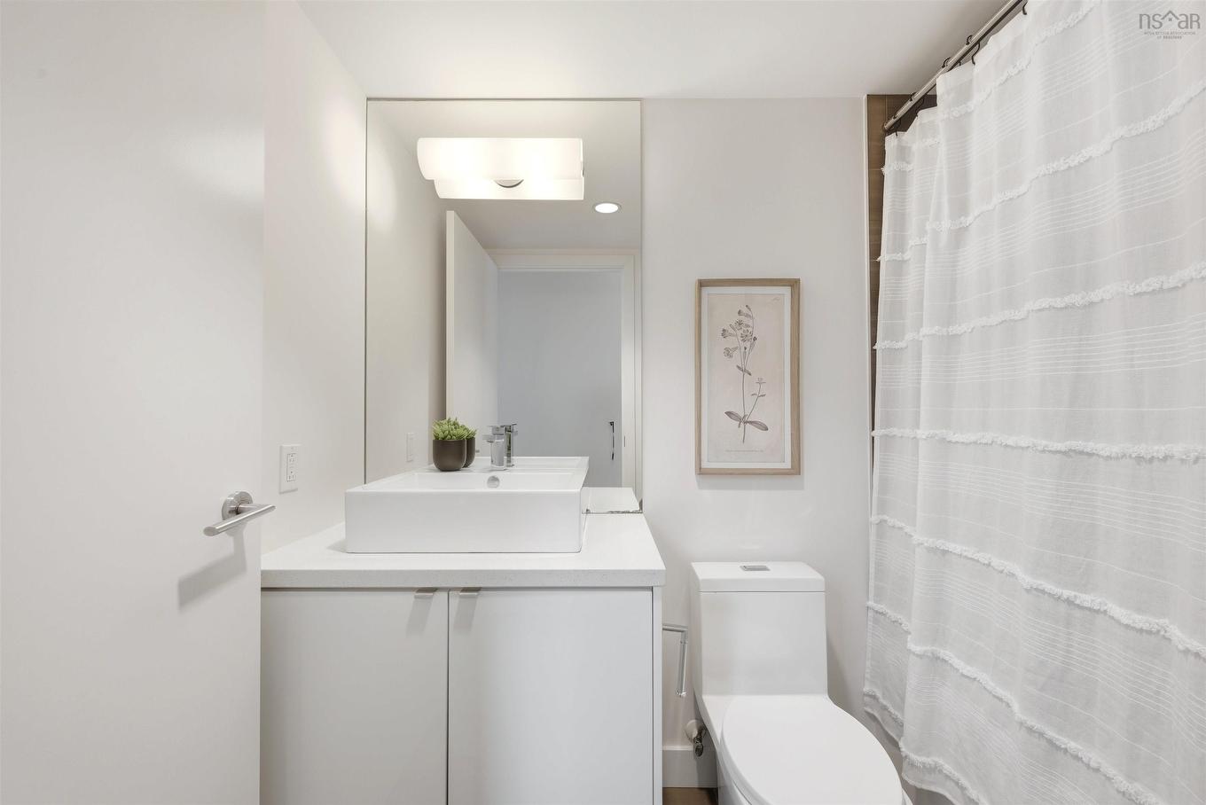 526 1065 Barrington Street, Halifax, NS