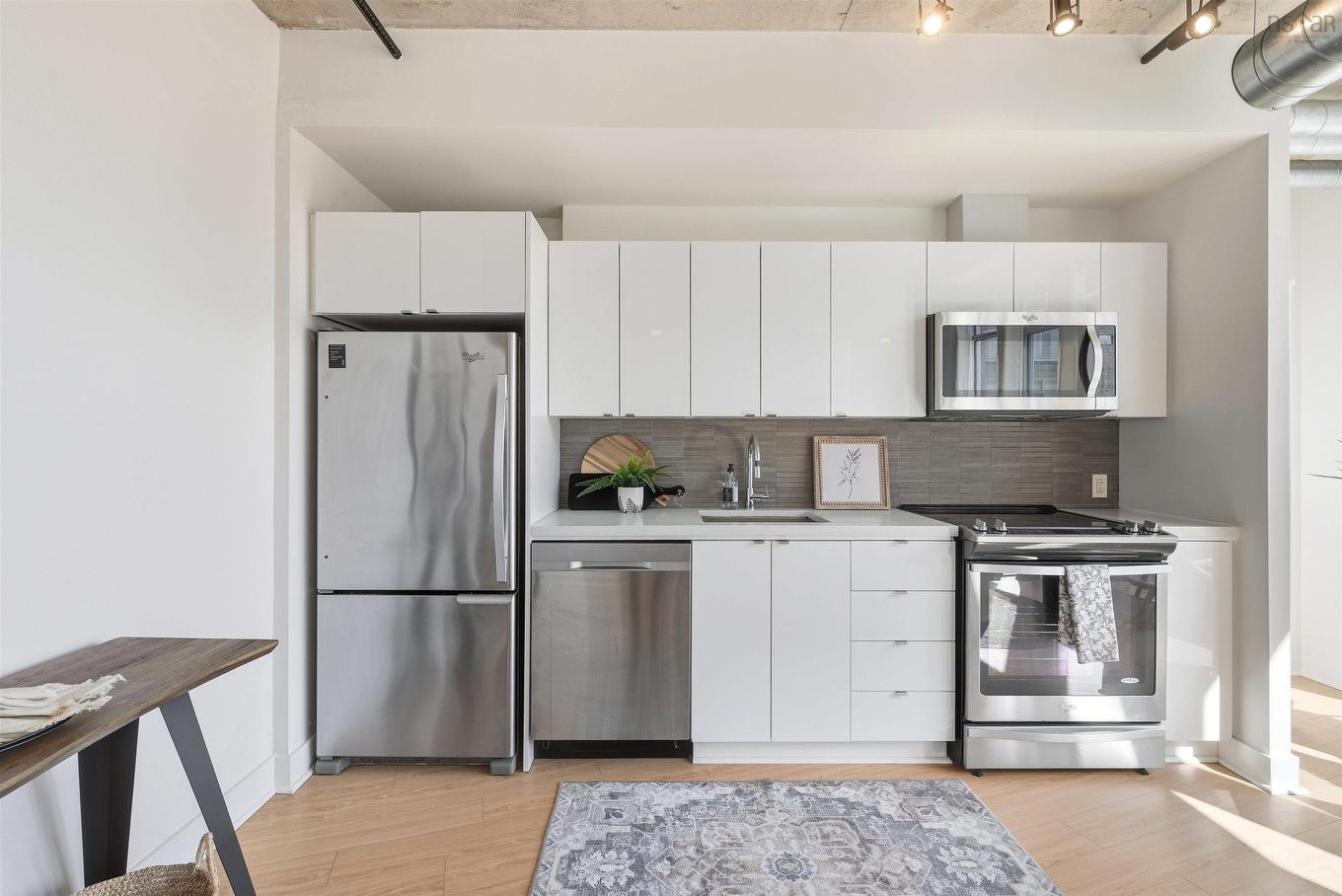 526 1065 Barrington Street, Halifax, NS