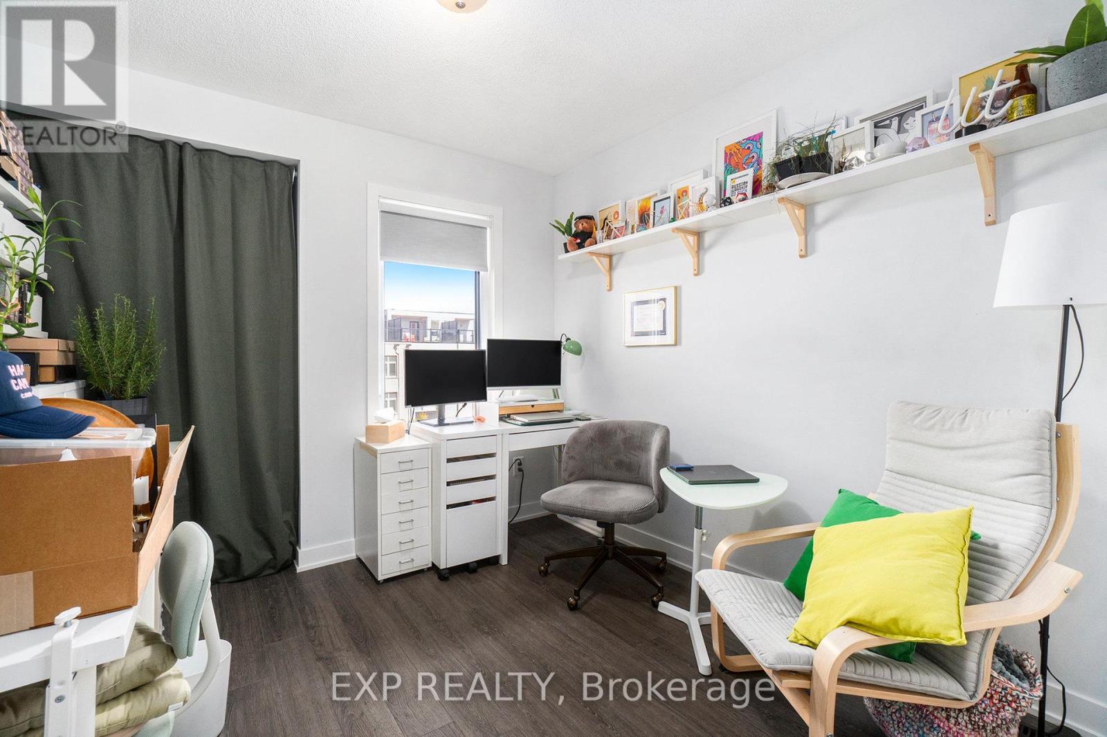 770 Mikinak Road, Ottawa, ON - Indoor Photo Showing Office