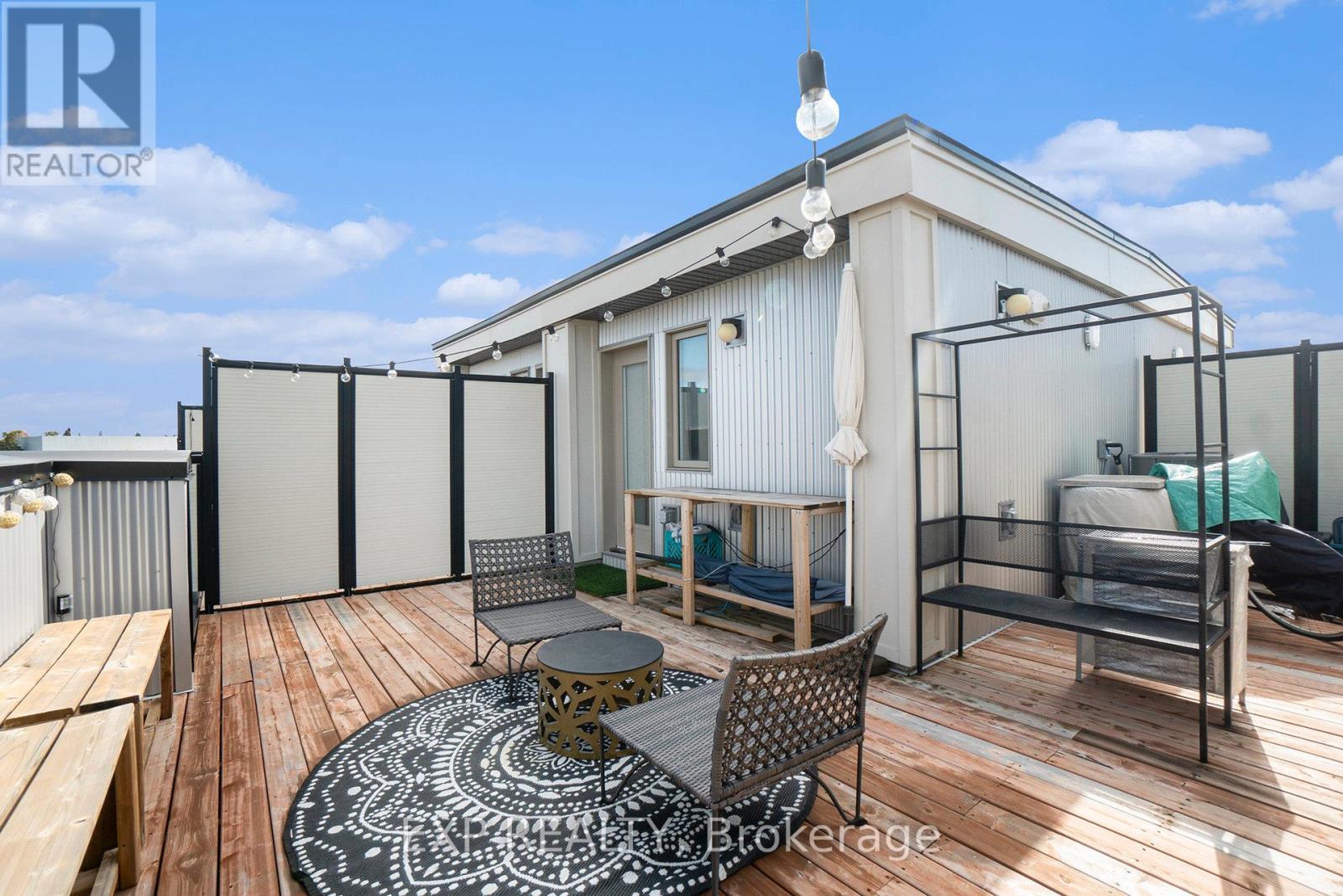 770 Mikinak Road, Ottawa, ON - Outdoor With Deck Patio Veranda With Exterior