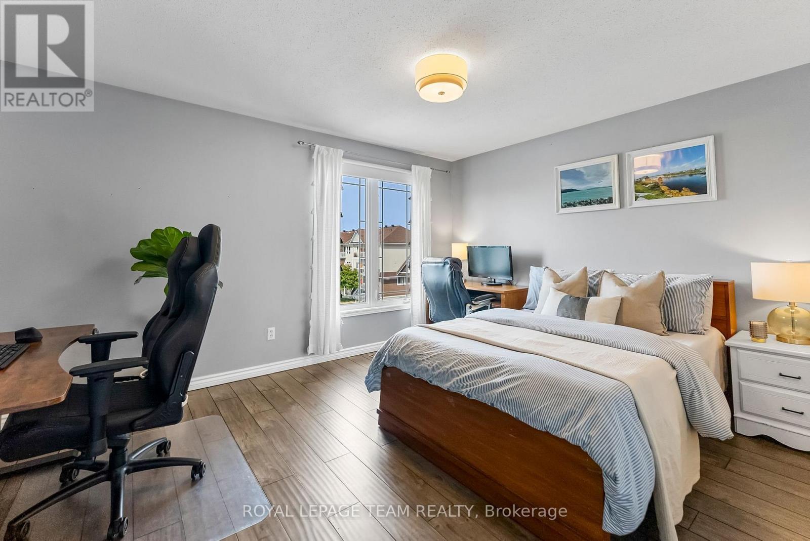 368 Crownridge Drive, Ottawa, ON - Indoor Photo Showing Bedroom