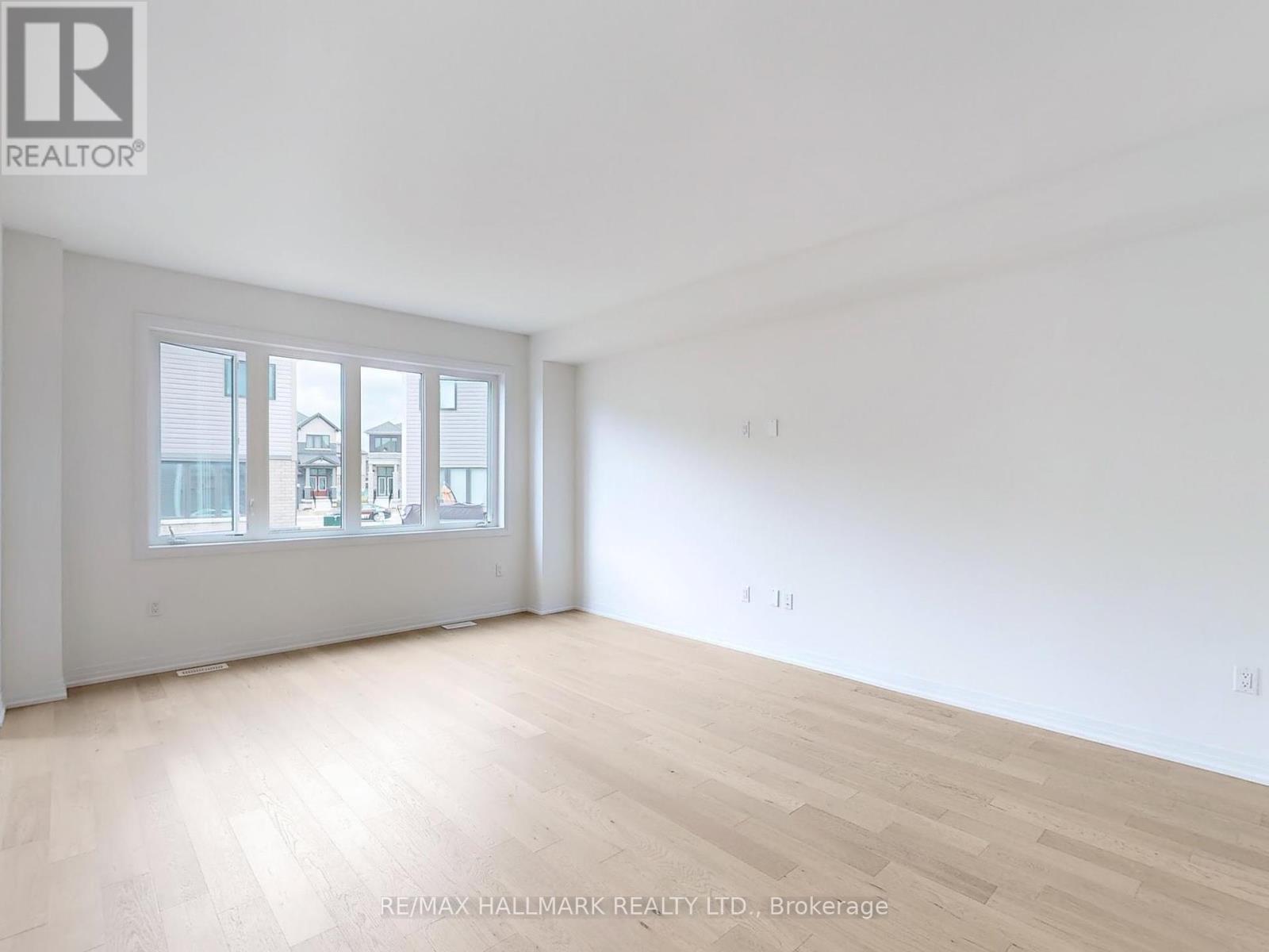 40 Velvet Way, Thorold, ON - Indoor Photo Showing Other Room