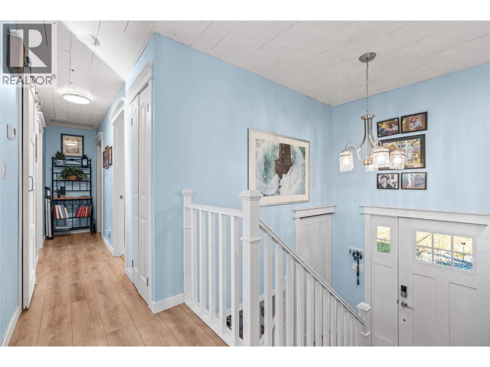 1400 30 Avenue, Vernon, BC - Indoor Photo Showing Other Room