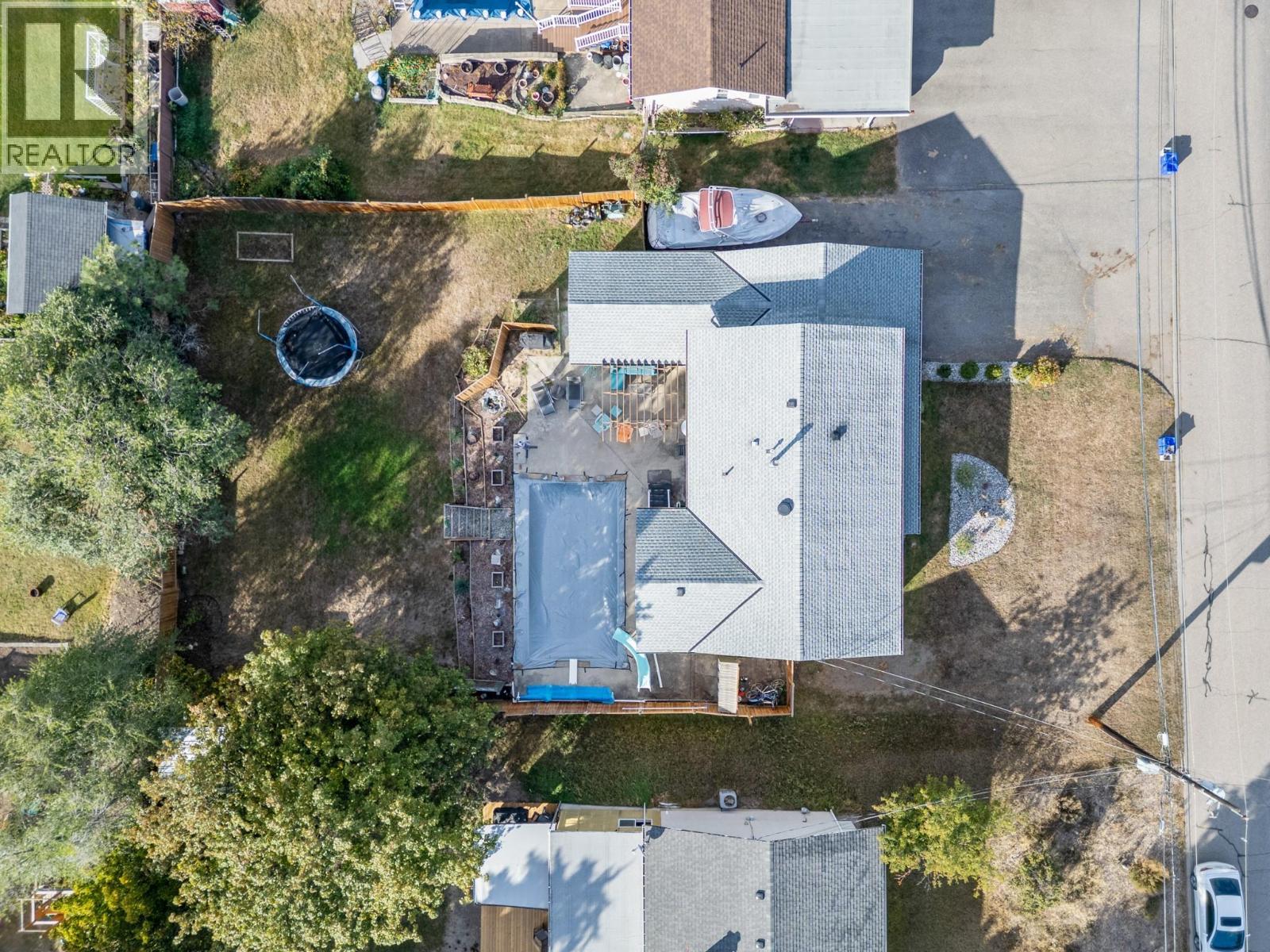 1400 30 Avenue, Vernon, BC - Outdoor