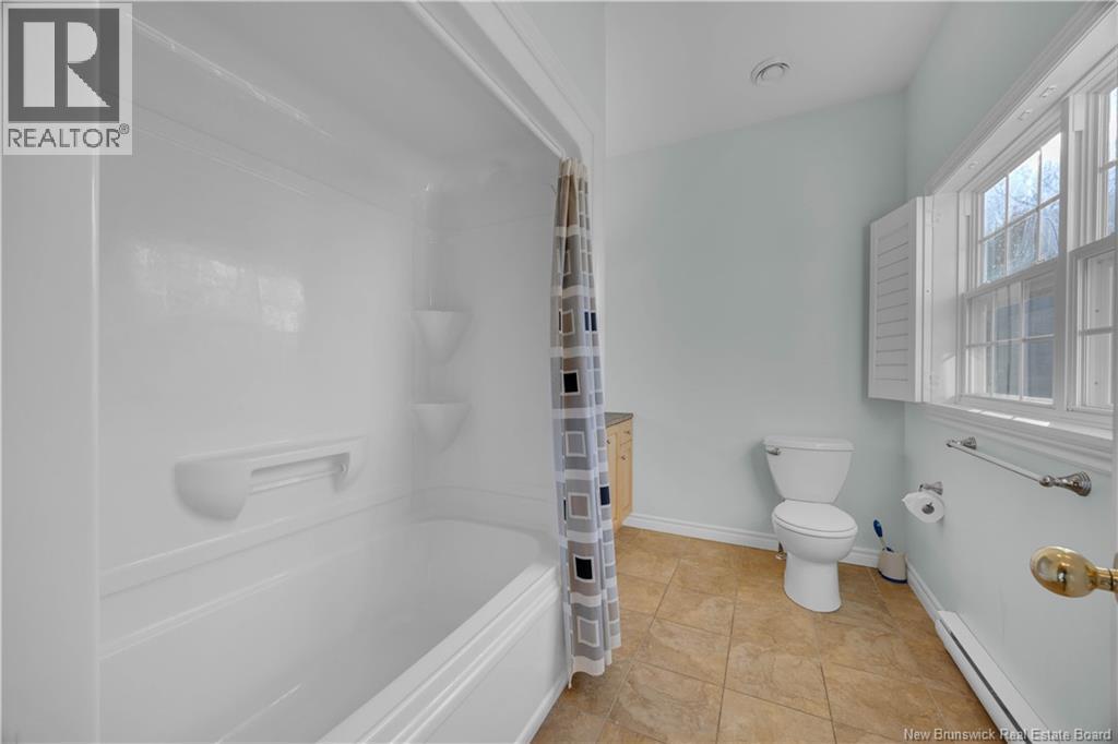 119 Birch Crescent, Rothesay, NB - Indoor Photo Showing Bathroom