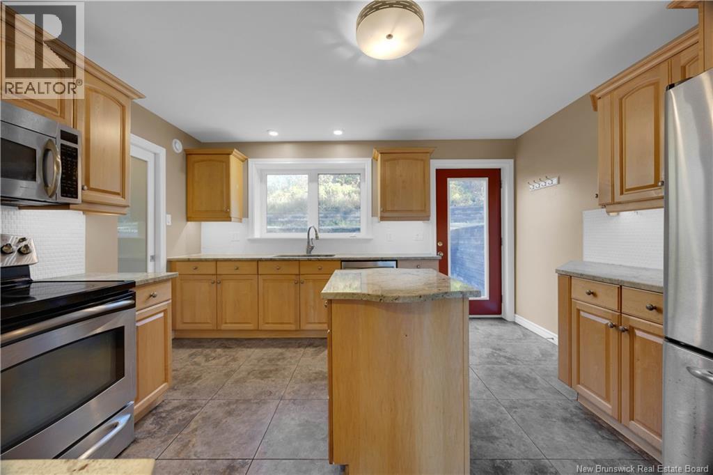 119 Birch Crescent, Rothesay, NB - Indoor Photo Showing Kitchen