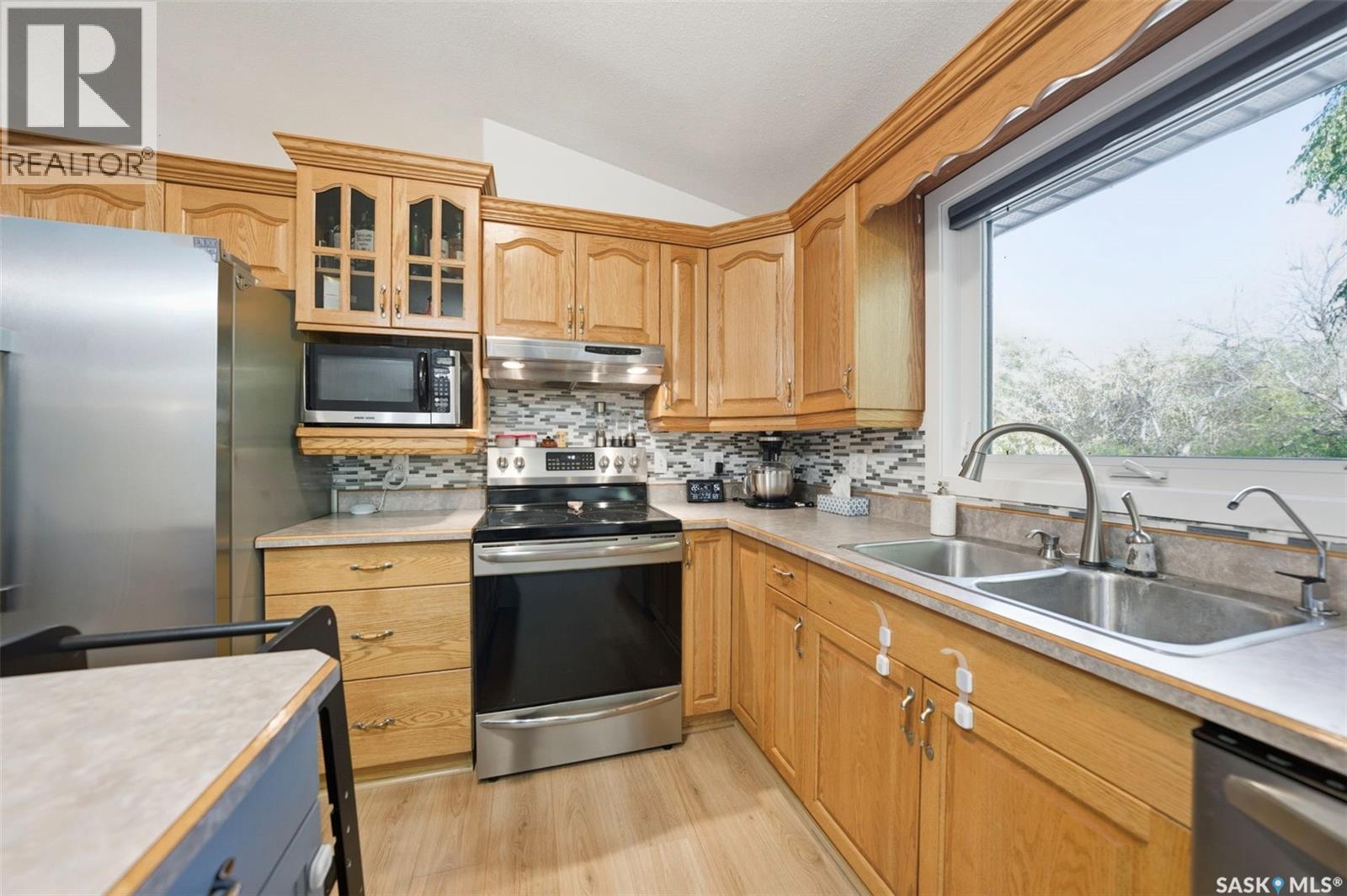 Wood-Sparrow Acreage, Vanscoy Rm No. 345, SK - Indoor Photo Showing Kitchen With Double Sink