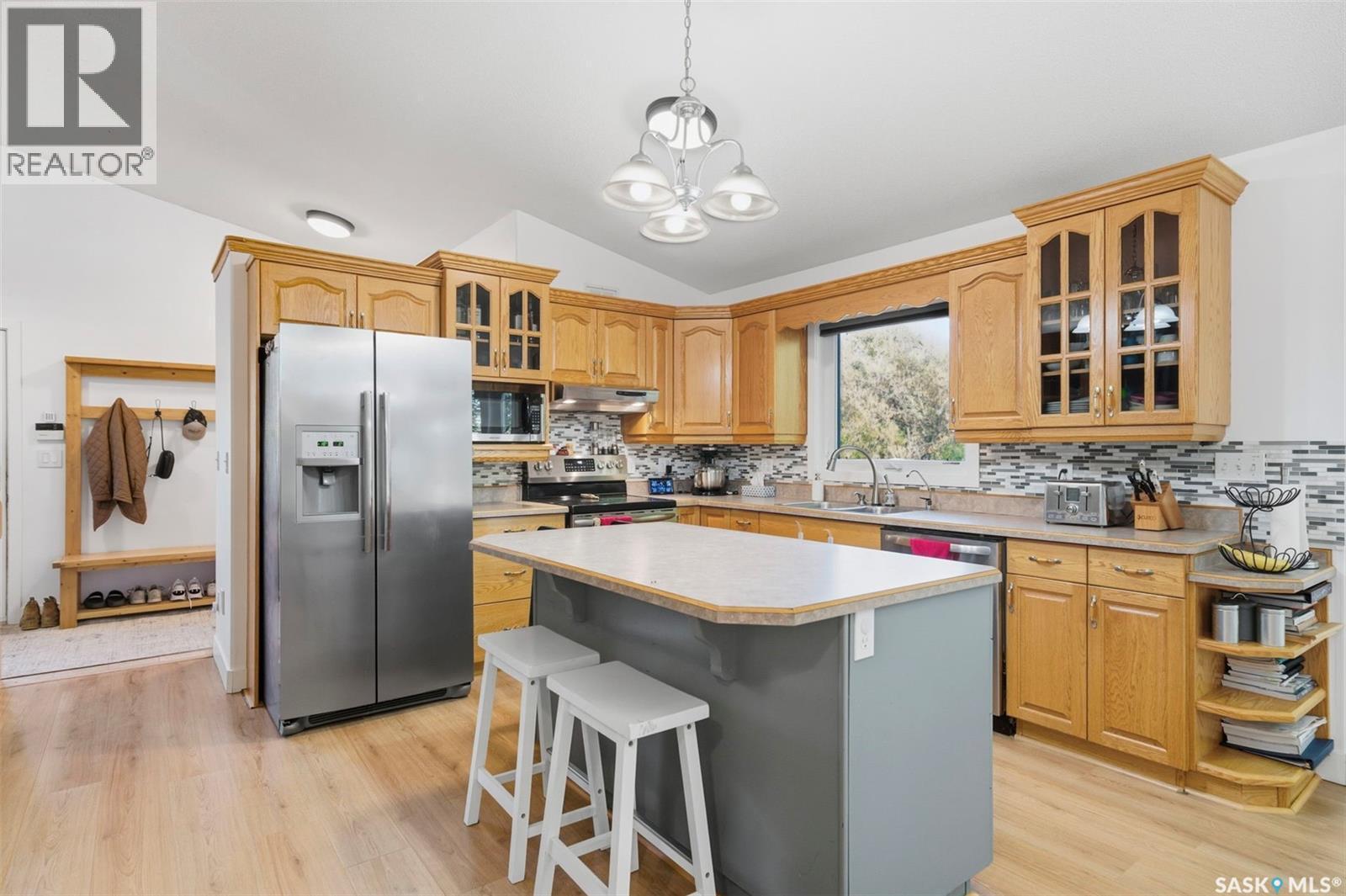 Wood-Sparrow Acreage, Vanscoy Rm No. 345, SK - Indoor Photo Showing Kitchen With Double Sink