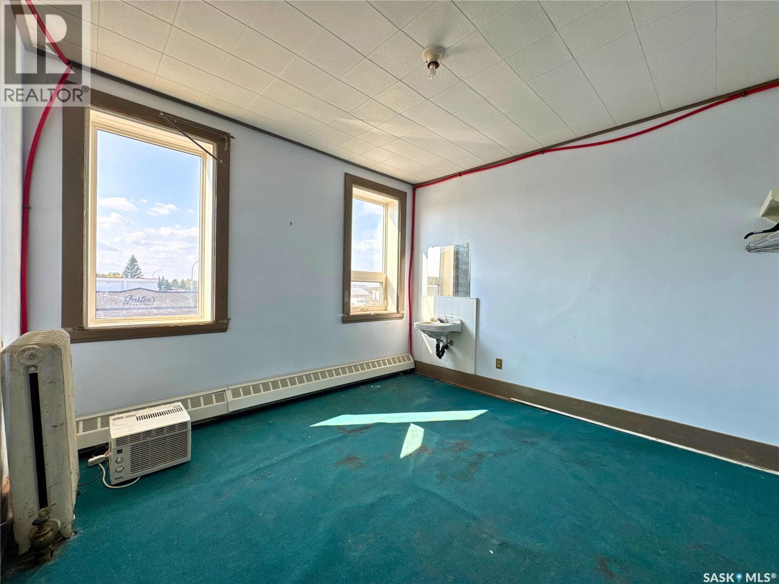 101 B Avenue E, Wynyard, SK