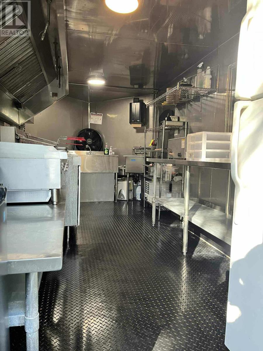 18-20 Station Road, Avondale, NL