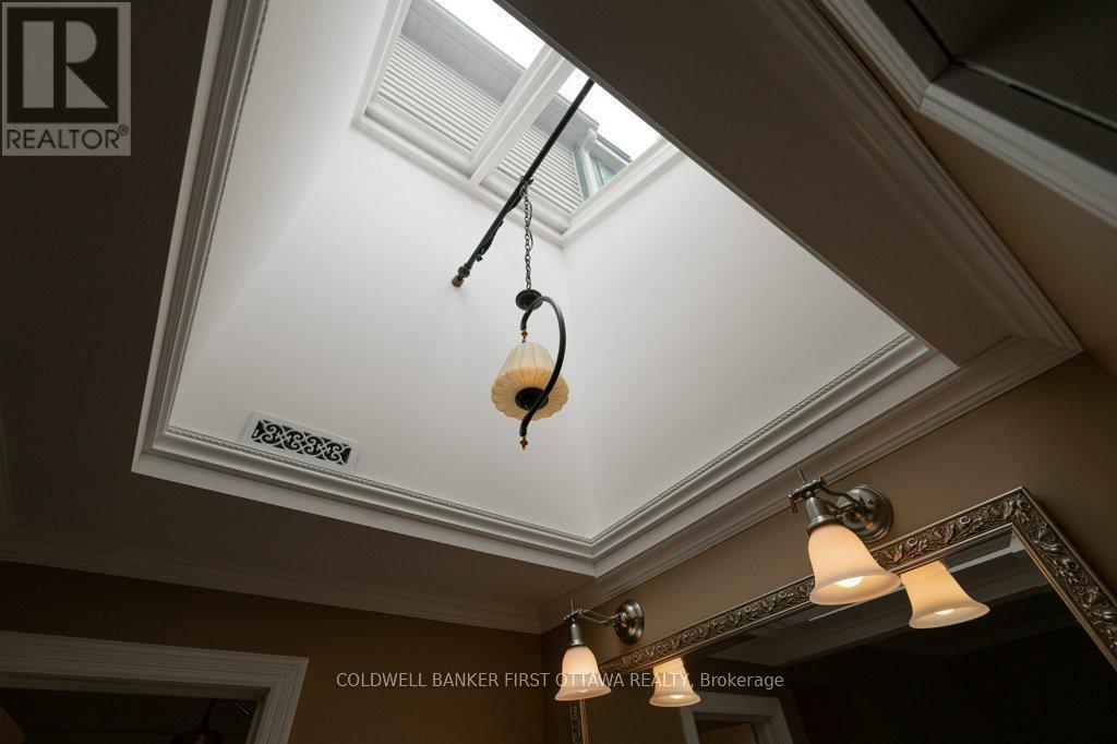 Sky light in Primary Bedroom Bath Area - 543 Besserer Street, Ottawa, ON - Indoor Photo Showing Other Room