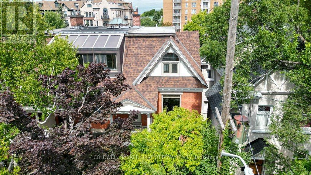 Drone Photo - Front Elevation - - 543 Besserer Street, Ottawa, ON - Outdoor