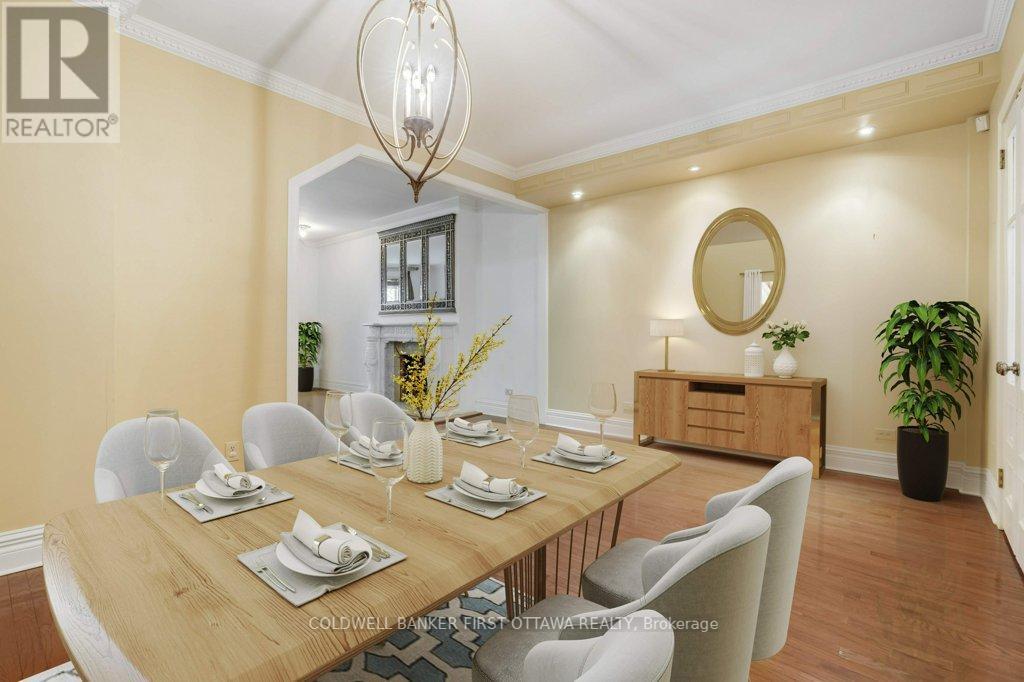 Dining Room Virtually Staged - 543 Besserer Street, Ottawa, ON - Indoor Photo Showing Dining Room