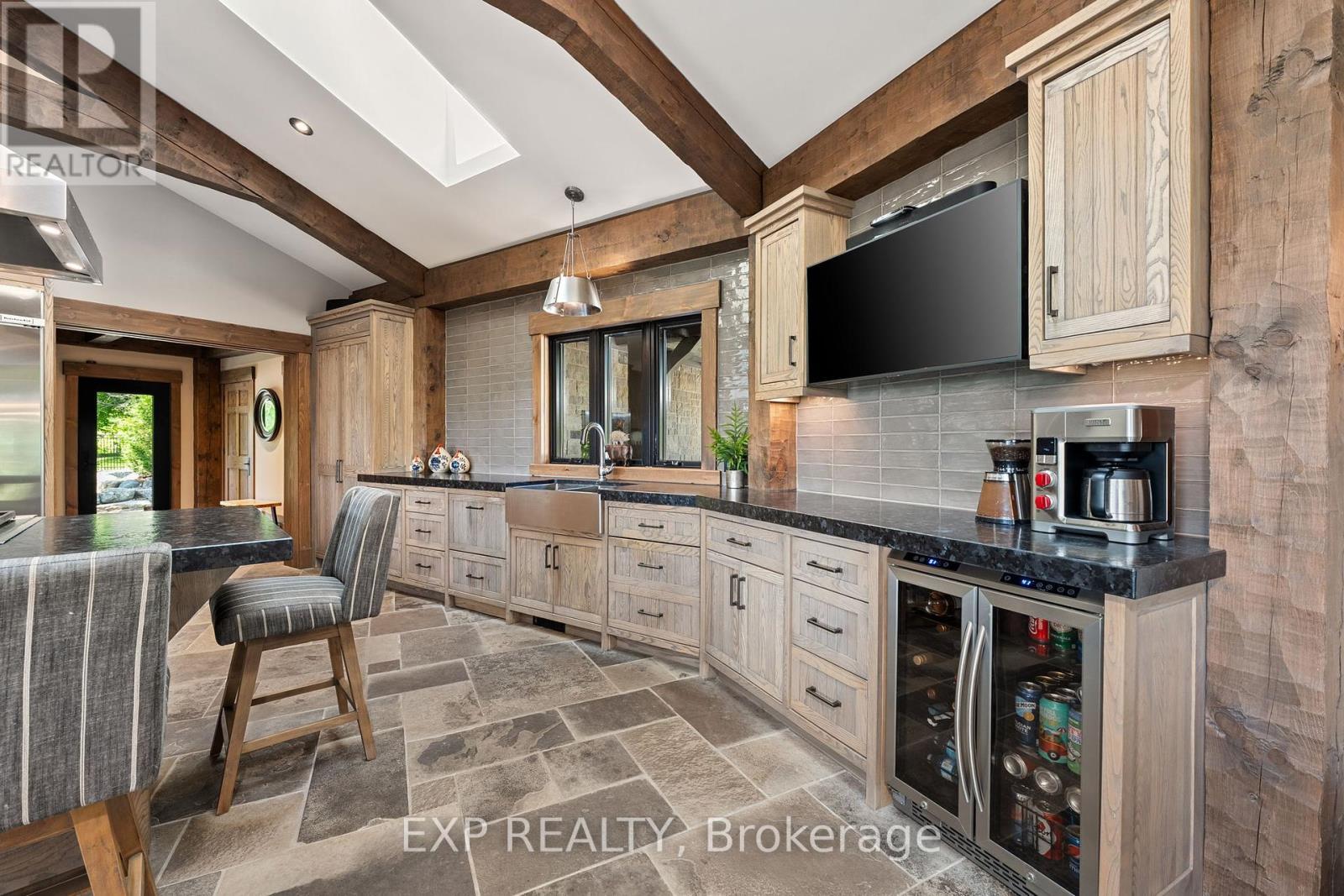 Kimberley - 195718 Grey 7 Road, Grey Highlands, ON - Indoor Photo Showing Kitchen