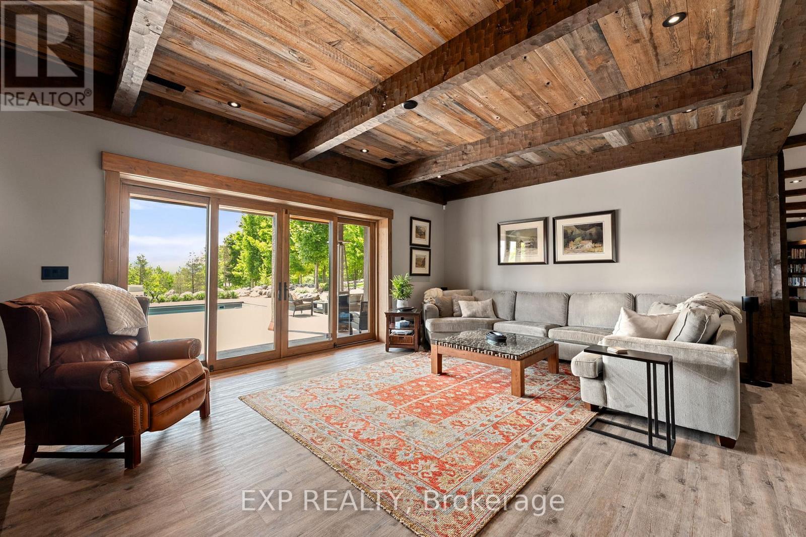 Kimberley - 195718 Grey 7 Road, Grey Highlands, ON - Indoor Photo Showing Living Room