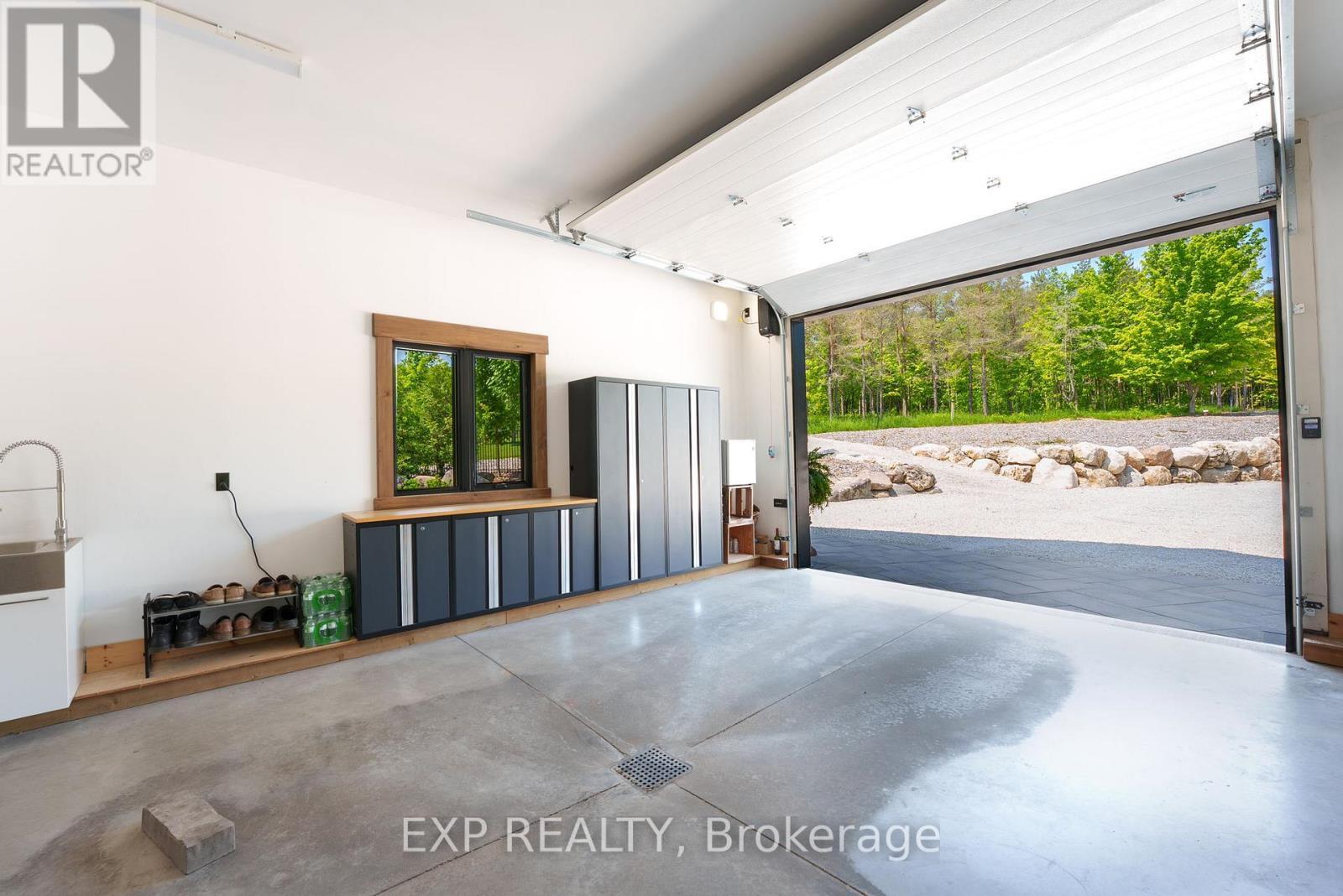 Kimberley - 195718 Grey 7 Road, Grey Highlands, ON - Indoor Photo Showing Garage